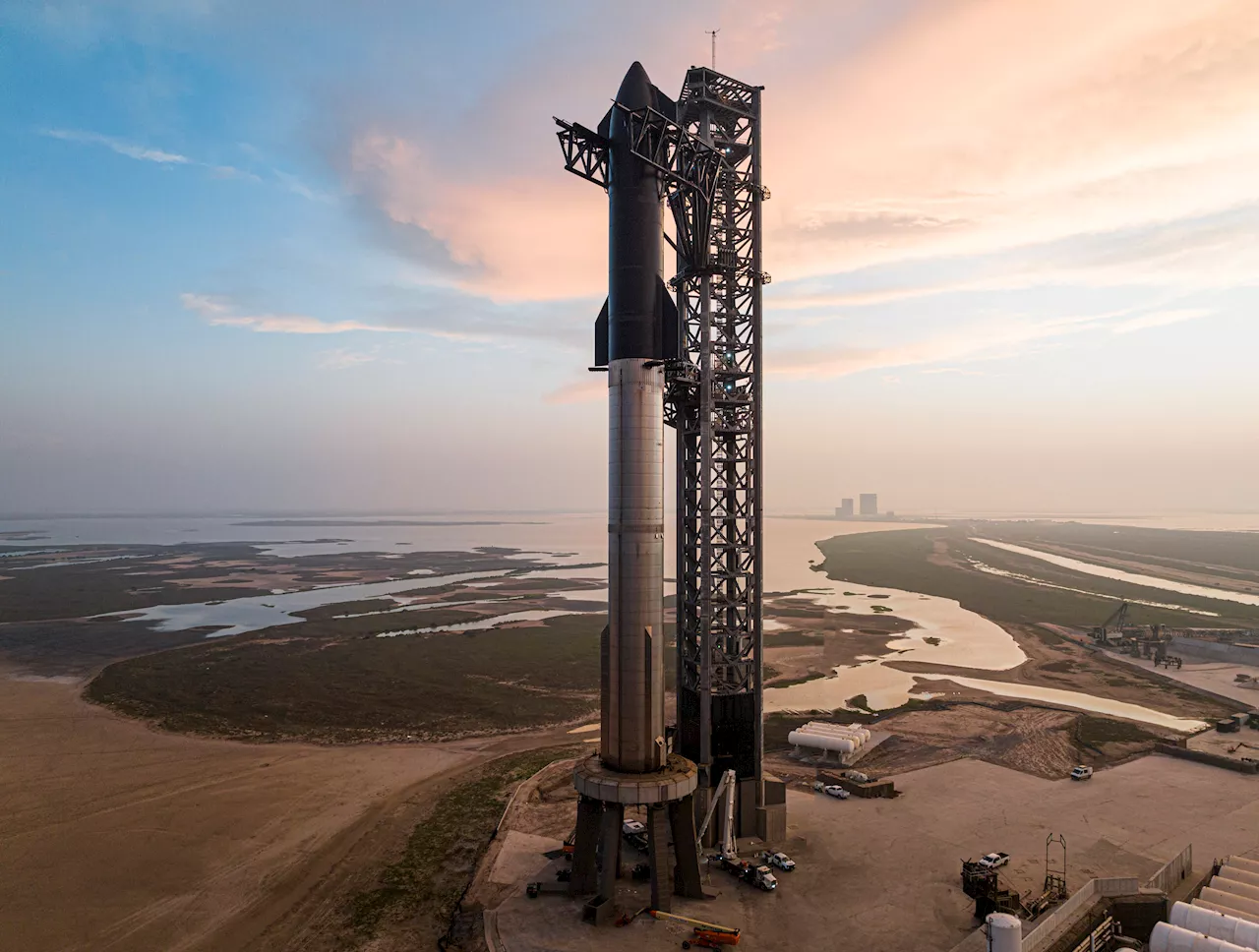 SpaceX tries to wash away Texas pollution allegations