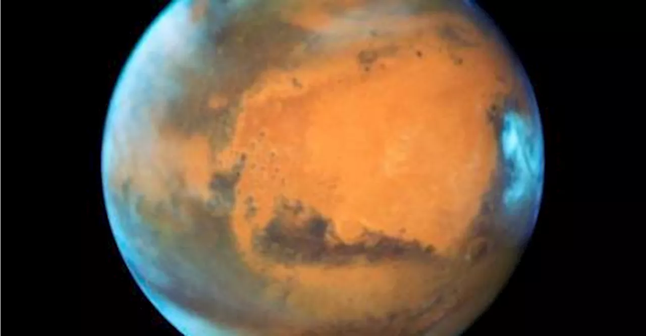 New research suggests presence of concealed ocean beneath surface of Mars