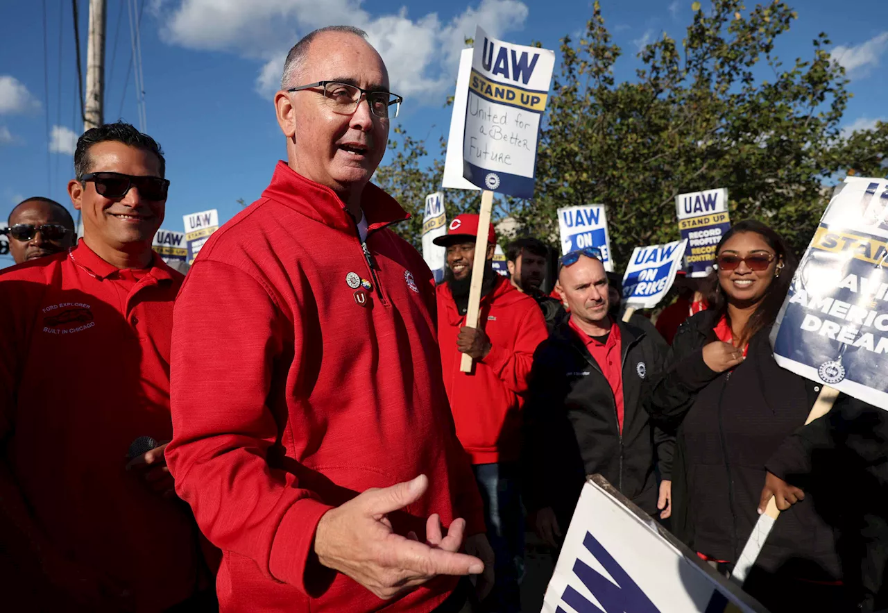 UAW Files Labor Charges Against Trump, Musk Over Effort to &#8220;Intimidate Workers&#8221;