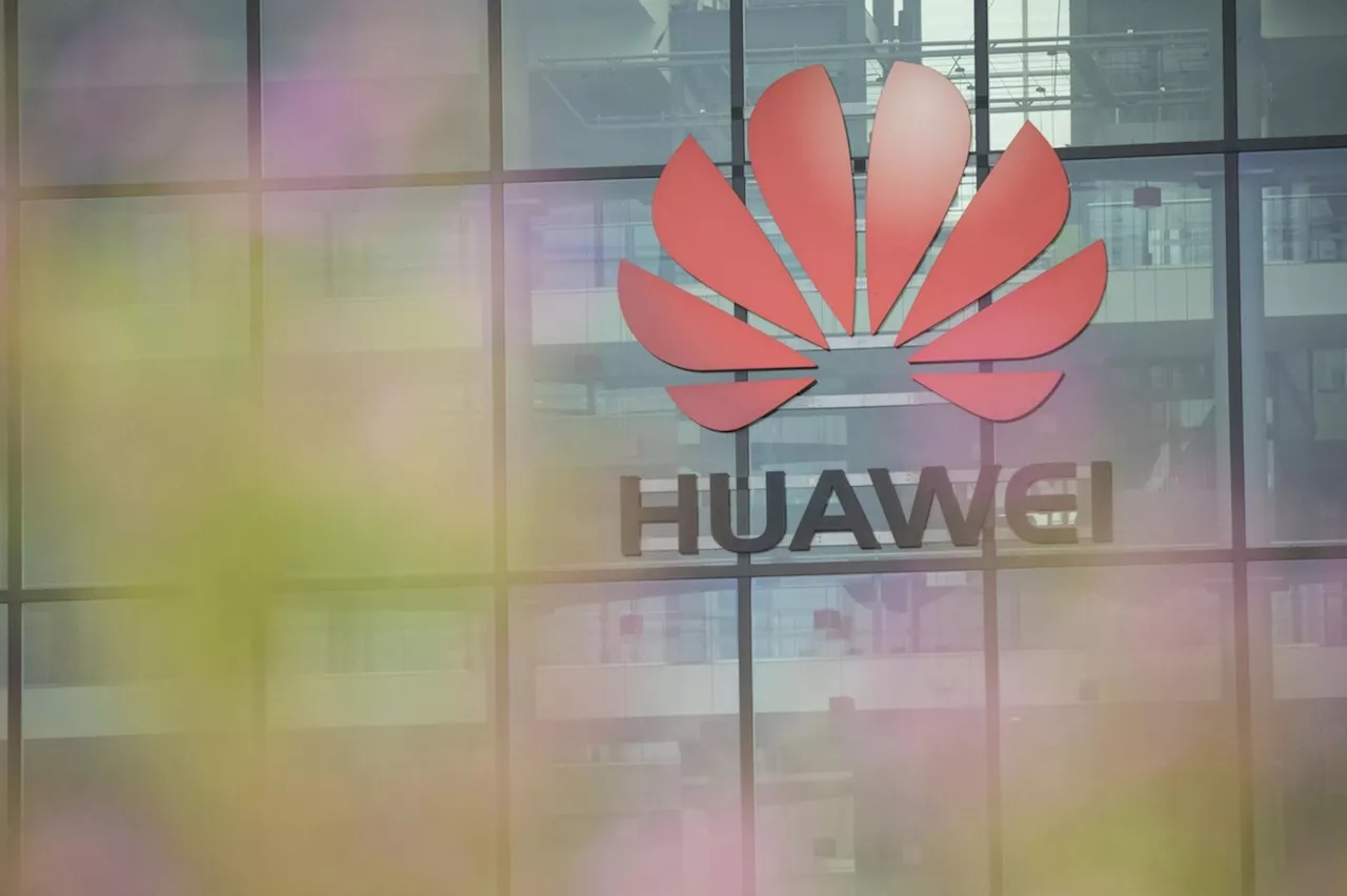 Huawei prepara lançamento de novo chip de inteligência artificial para desafiar Nvidia