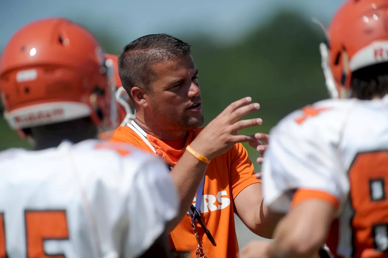 Hoover football team staying focused as Chip English takes over following Drew Gilmer’s resignation