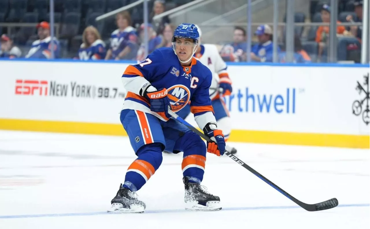 Islanders captain Anders Lee talks Matt Martin and Cal Clutterbuck, 2024-25 season, Kancer Jam event |