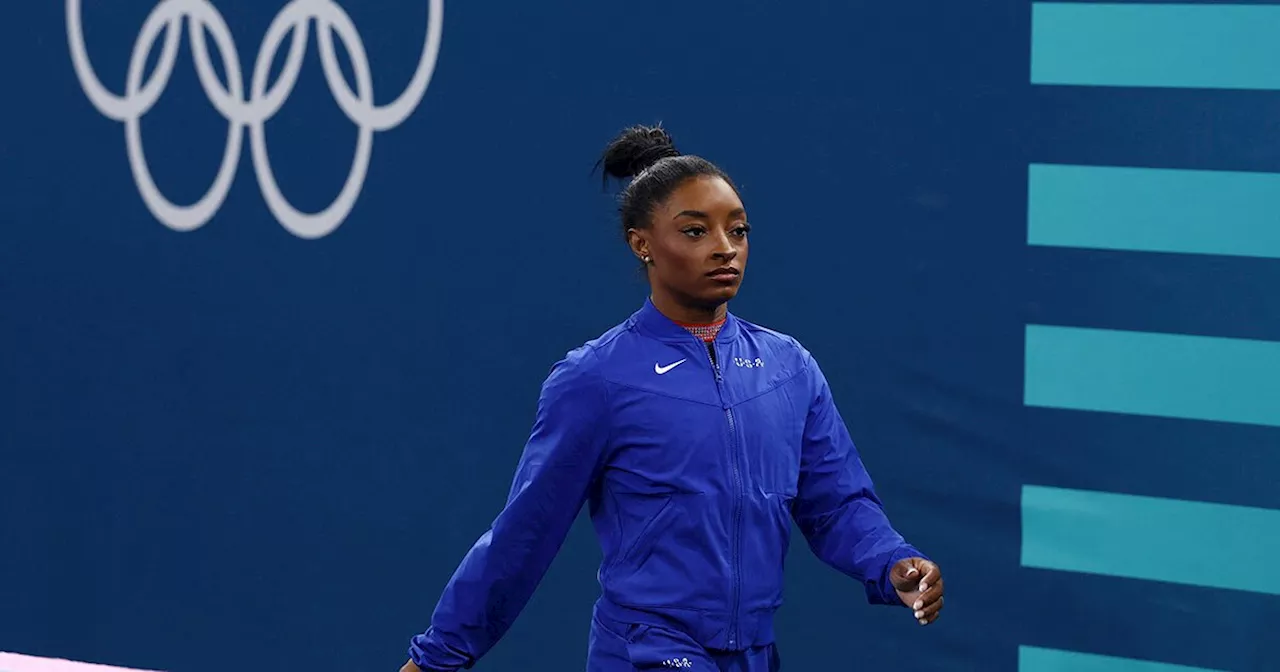 Madre biológica de Simone Biles reaparece con un importante mensaje para la medallista olímpica