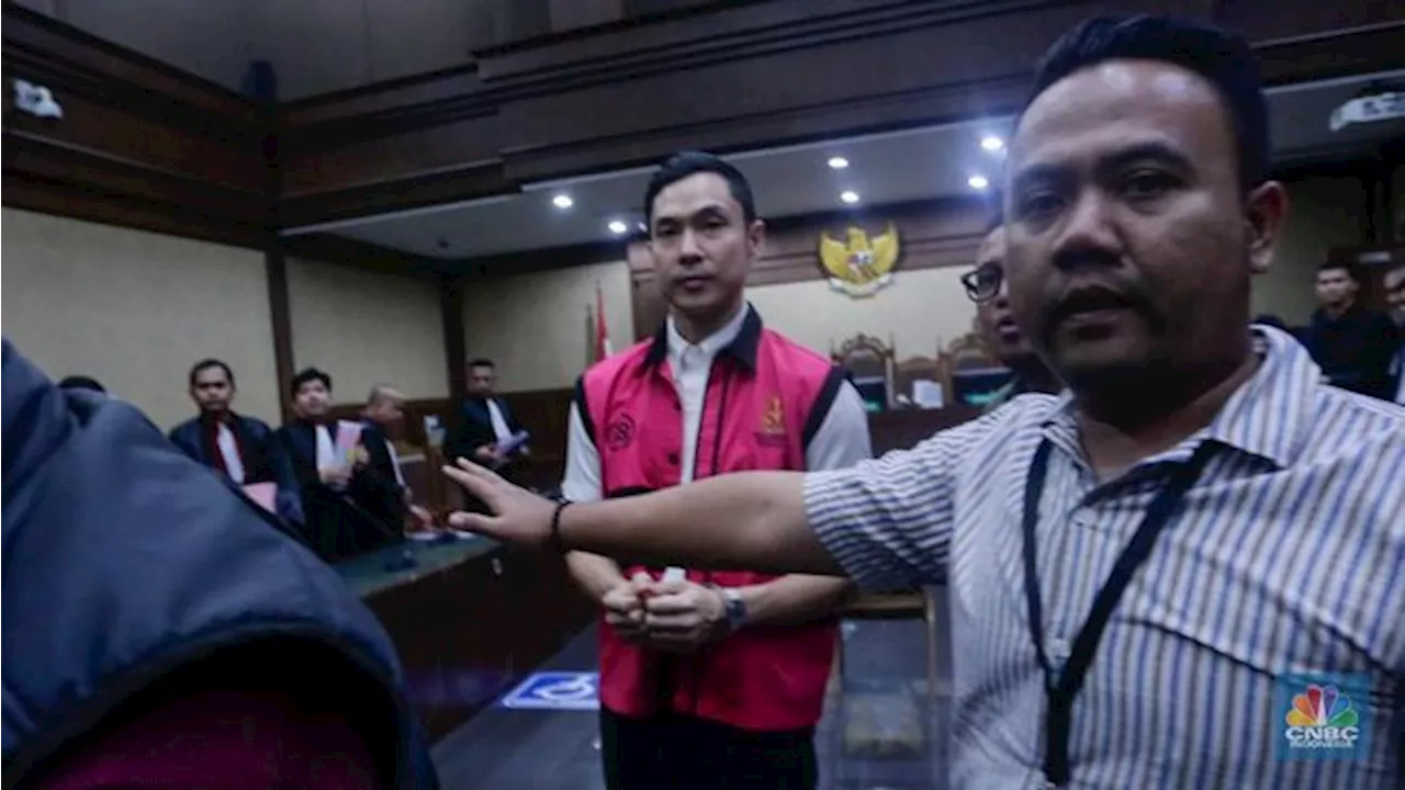 Tampang Harvey Moeis di Sidang Perdana Korupsi IUP Timah Rp 300 T