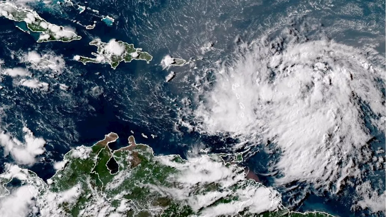 Canadian forecasters monitoring Hurricane Ernesto as it moves toward Bermuda