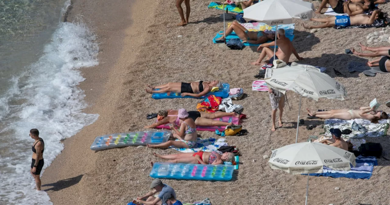 Trotz Algenschleim im Wasser: Gäste lassen sich Kroatien-Urlaub nicht vermiesen