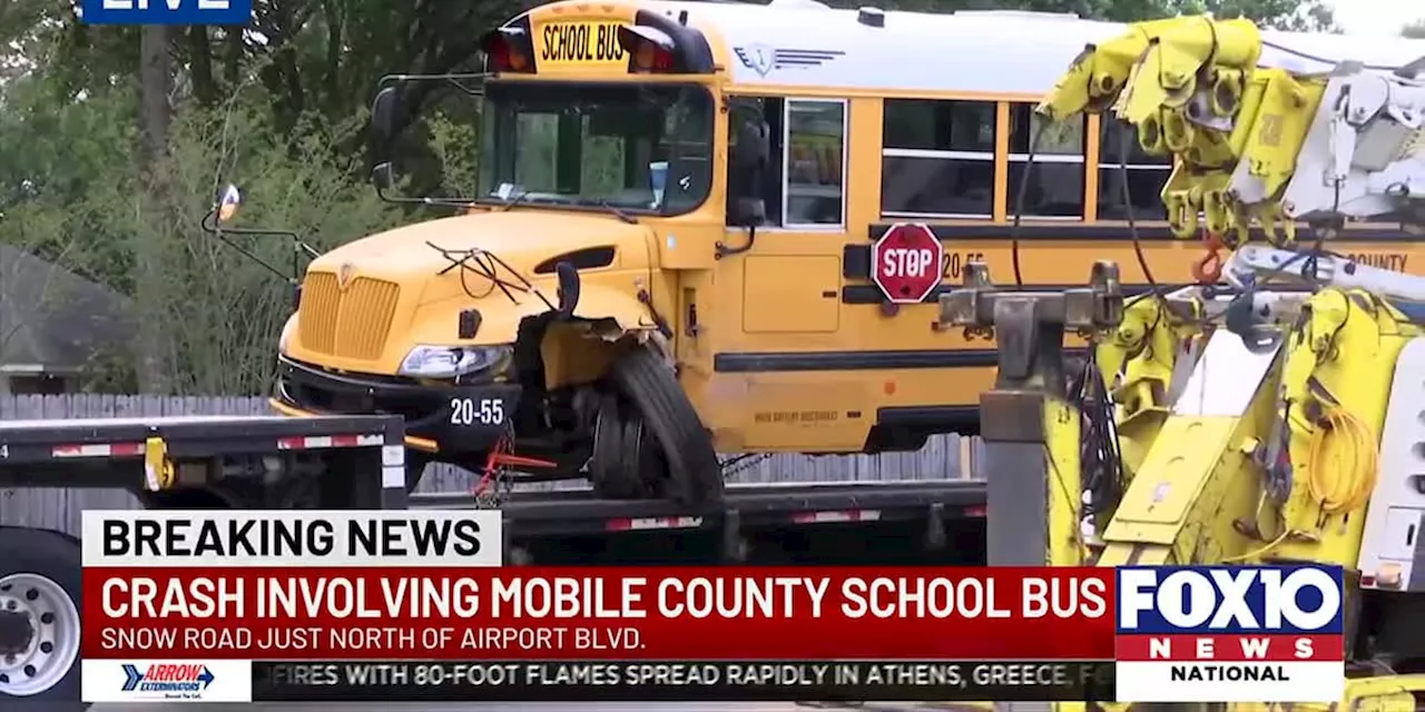 Authorities investigating wreck involving Mobile County school bus