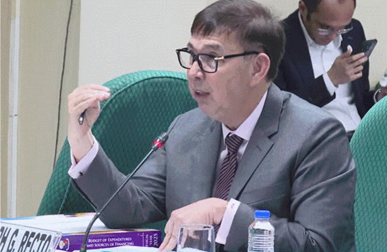 PhilHealth didn't spend on vaccines, frontliners' pay during pandemic —Recto