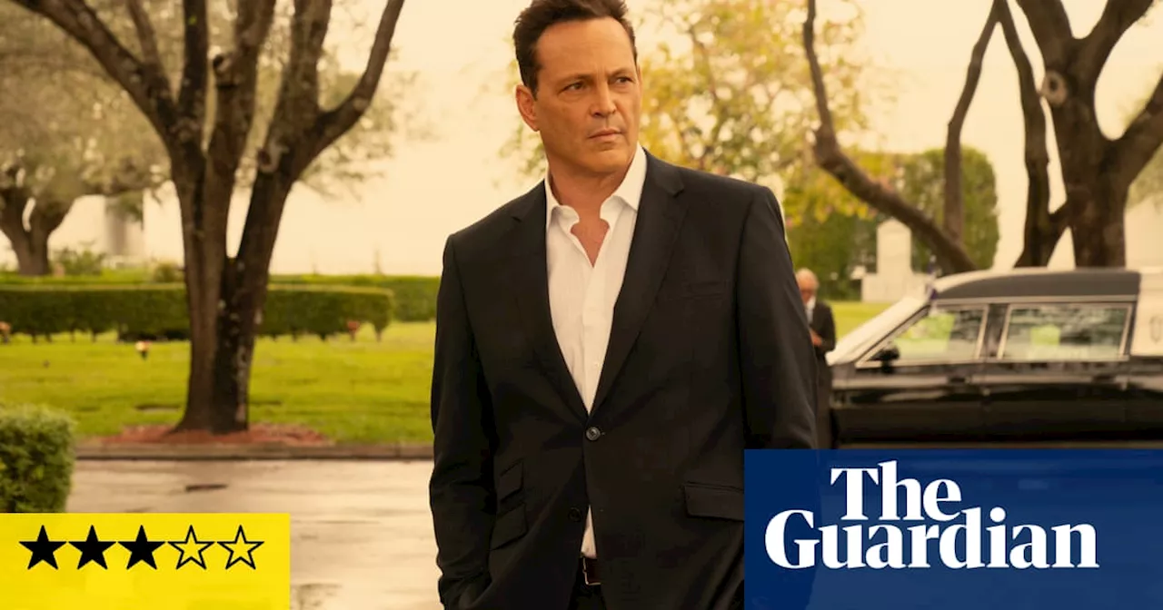 – Vince Vaughn’s easy-going detective drama is tons of fun