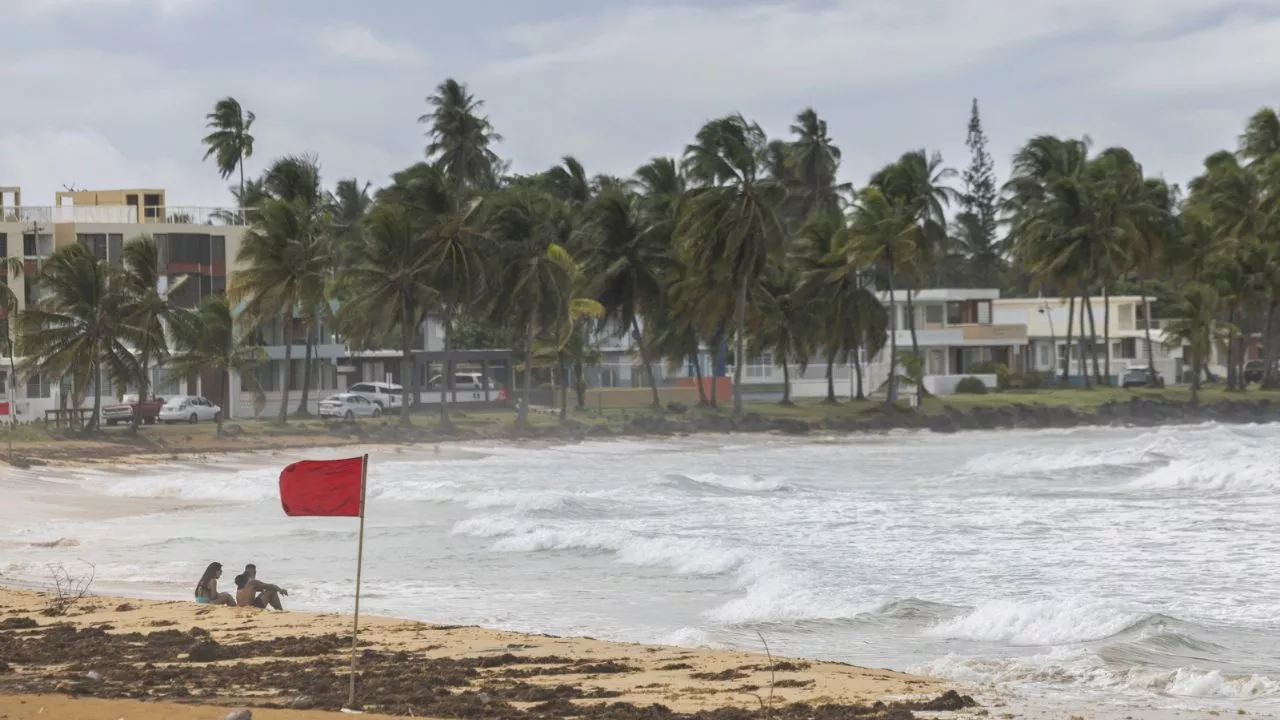 Tormenta tropical Ernesto se convertirá en huracán esta noche, advierte Centro Nacional de Huracanes