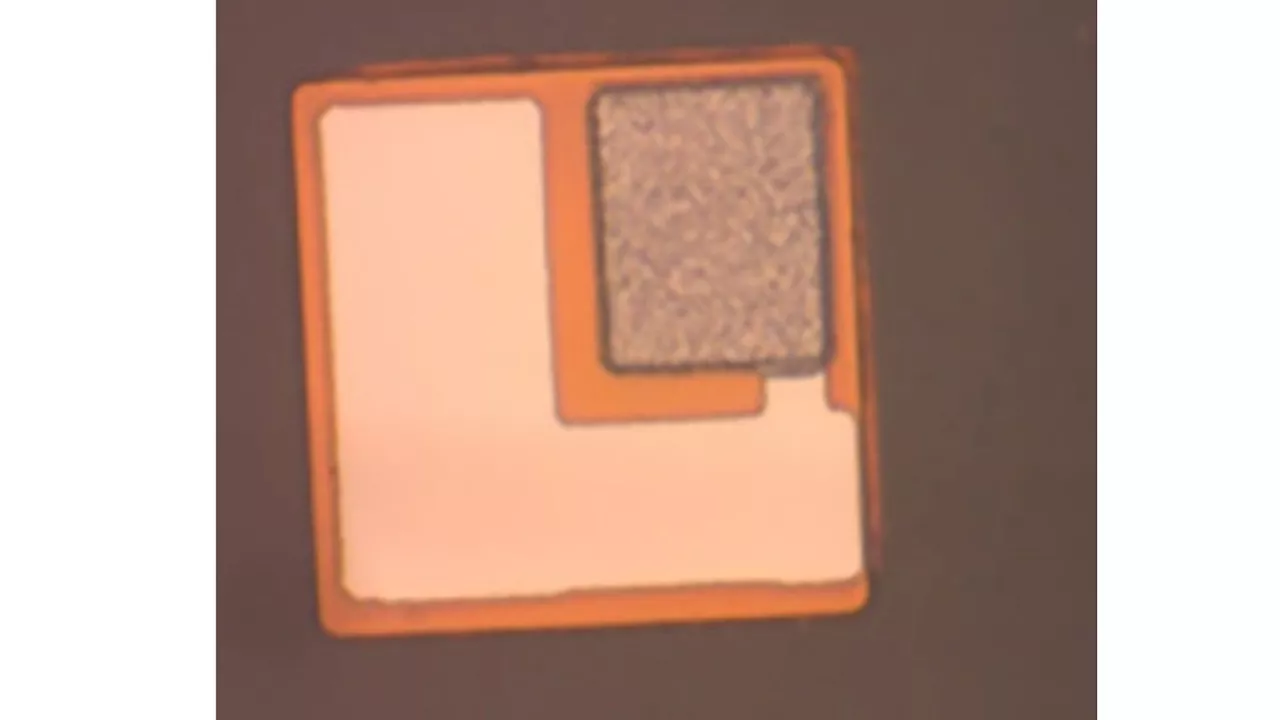 MIT: 2-inch silicon wafer could create 10,000 batteries to power tiny robots