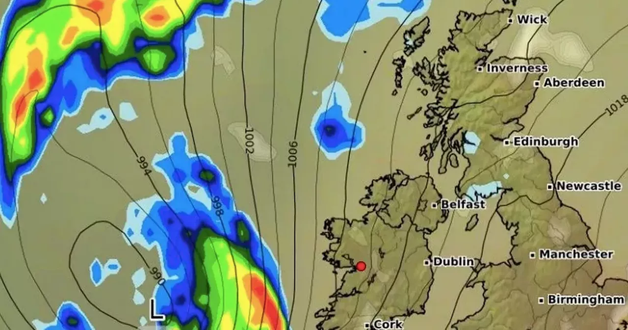 Experts on Hurricane Ernesto Alert as storm could 'catch a ride' towards Ireland