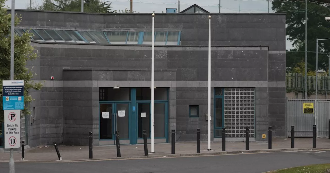 Man accused of kneeling on man's throat for 40 seconds during Temple Bar robbery