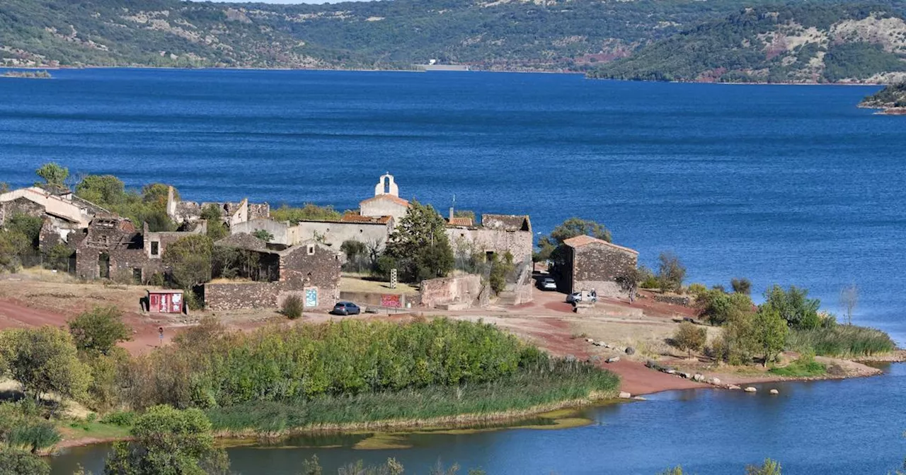 Hérault : la baignade interdite au lac de Salagou en raison de la présence de cyanobactéries