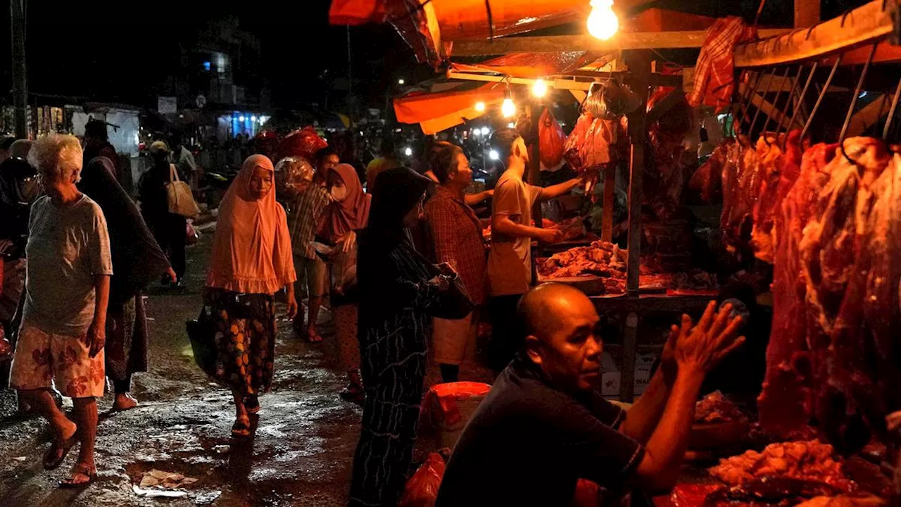 Harga Pangan Hari Ini: Harga Daging Sapi dan Bawang Merah Kompak Naik, Beras Turun