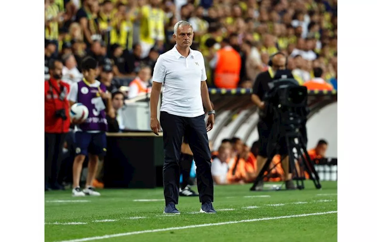 Jose Mourinho Gagal Antar Fenerbahce ke Playoff Liga Champions