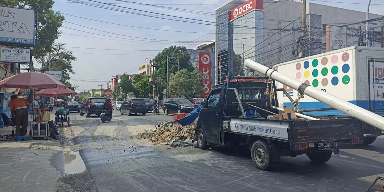 Murka Pj Gubernur Riau, Jalan Baru Diaspal Digali PDAM