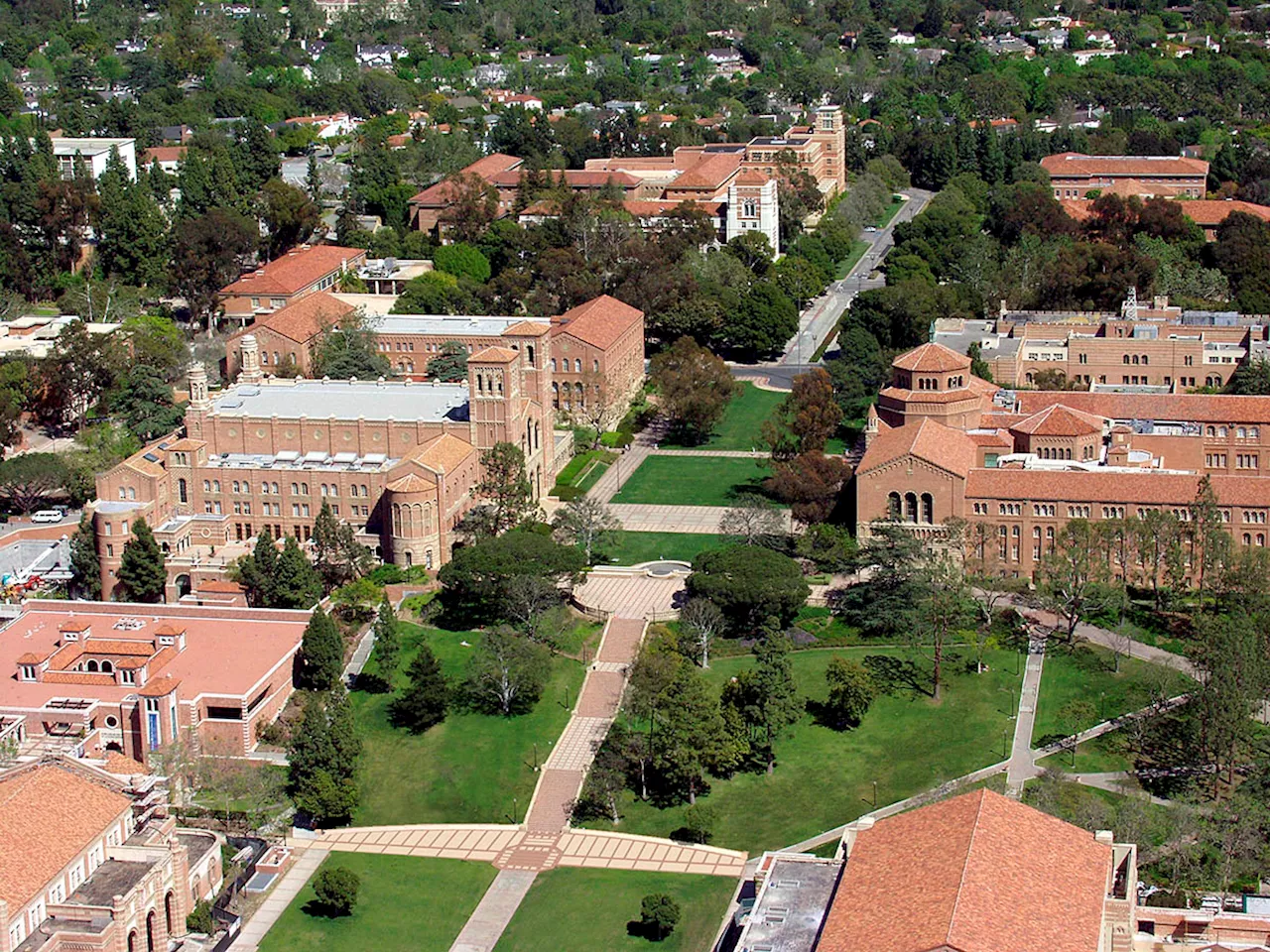 UCLA can't allow protesters to block Jewish students from campus, judge rules