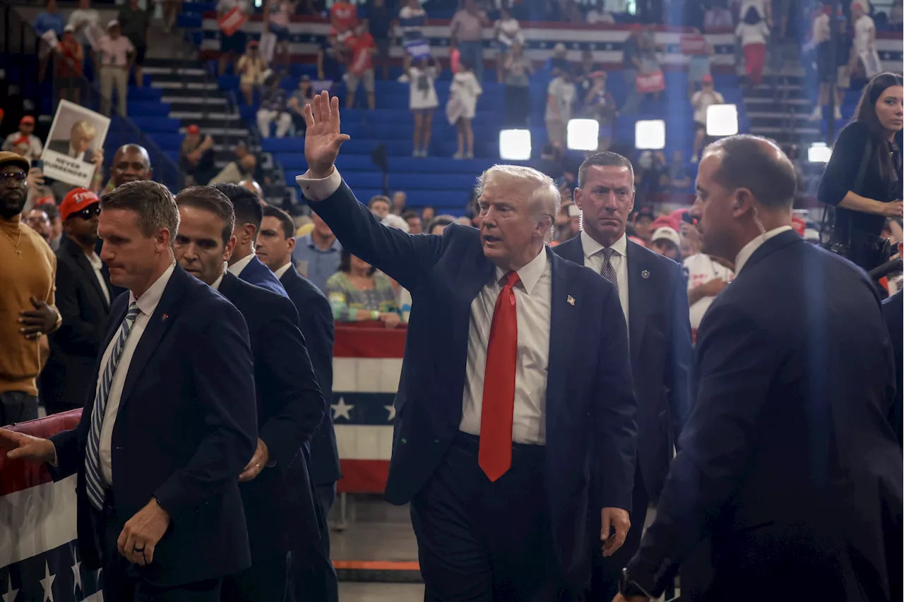 Trump Campaign Forced to Pay North Carolina City $82k in Advance for Rally