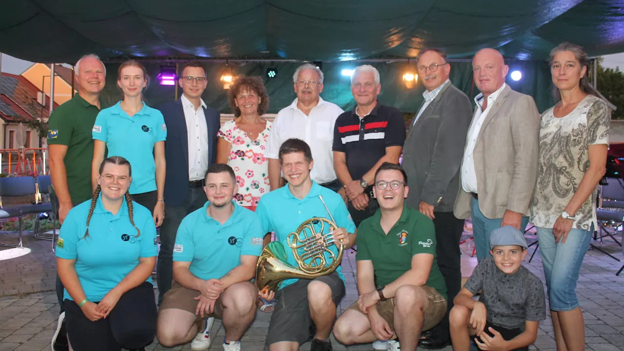 Trachtenkapelle Ziersdorf gab Vollgas am Marktplatz