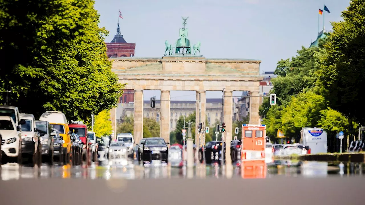 Berlin & Brandenburg: Bis zu 34 Grad: Hitze und Gewitter in Berlin und Brandenburg