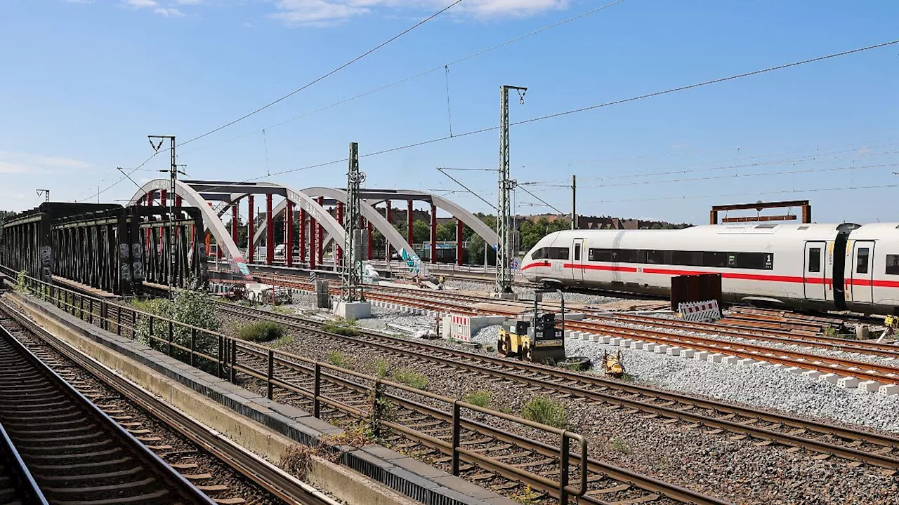 Hamburg & Schleswig-Holstein: Bahn braucht für neue Brücken in Hamburg noch ein Jahr