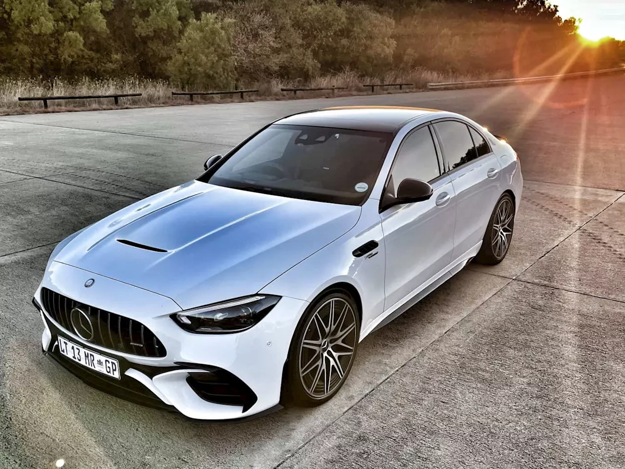 VIDEO: New Mercedes-AMG C63 pips BMW M3 on the drag strip