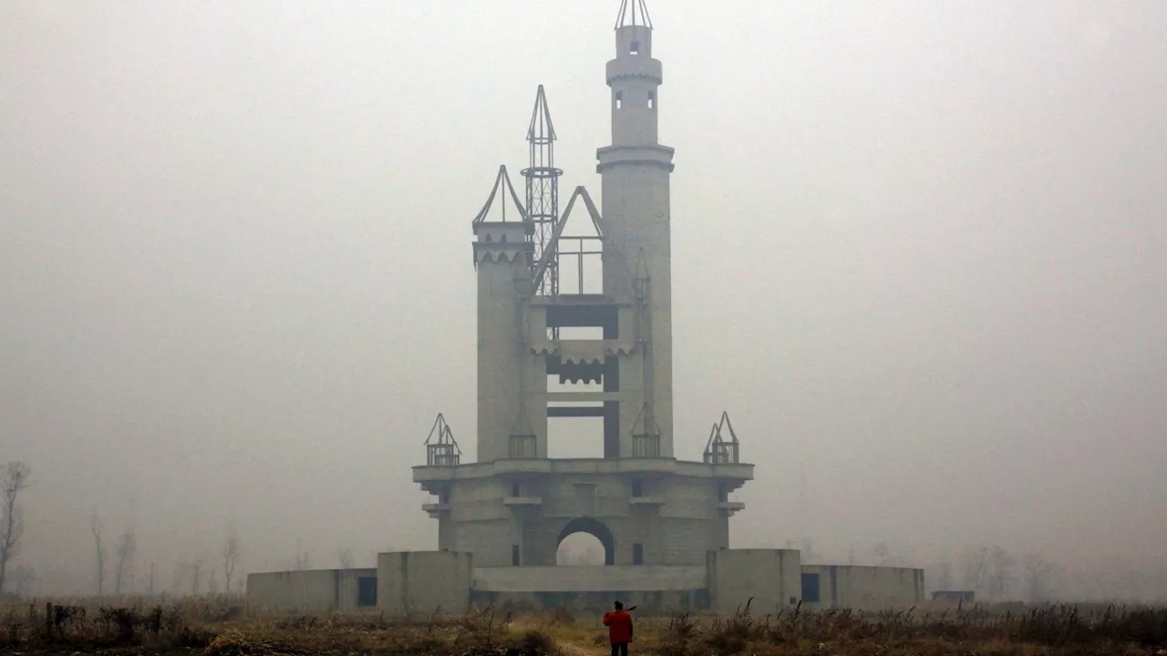 Eerie vids show China’s never-opened Disneyland dupe with abandoned Cinderella castle turned into a...