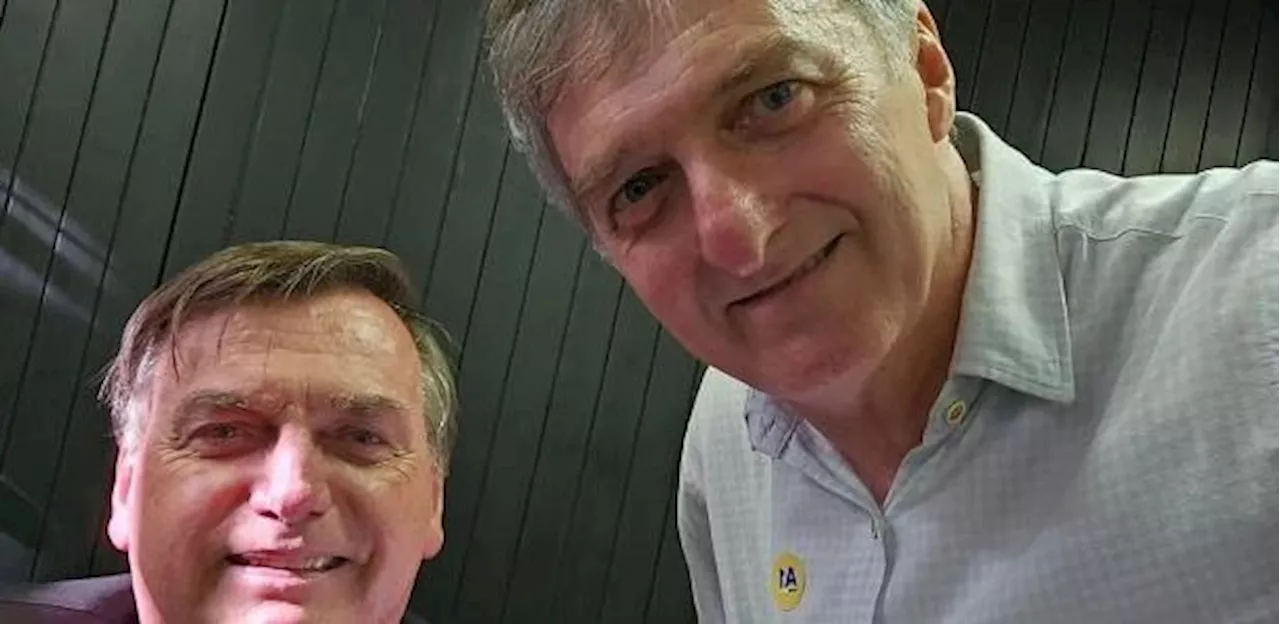 Irmão de Bolsonaro mais que triplica patrimônio em 8 anos, para R$ 3,2 mi