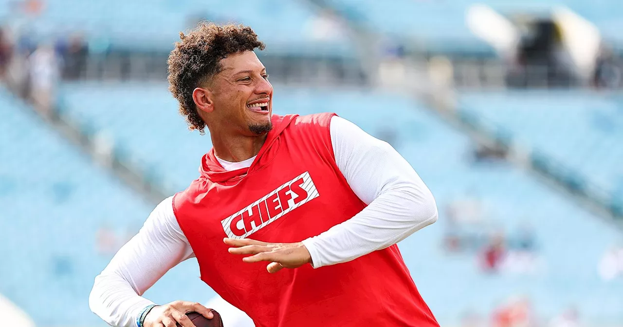 Patrick Mahomes Doesn’t Know Any Music Played at 2024 Chiefs Practice