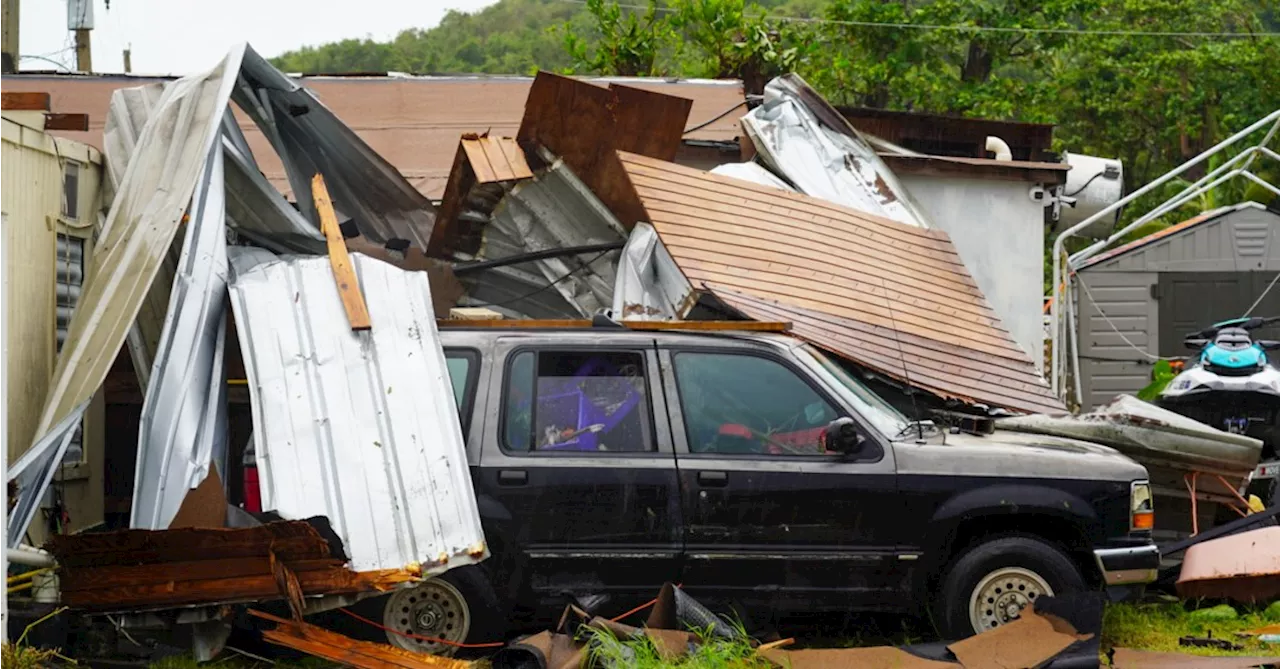 Tempestade Ernesto vira furacão e deixa metade de Porto Rico no escuro