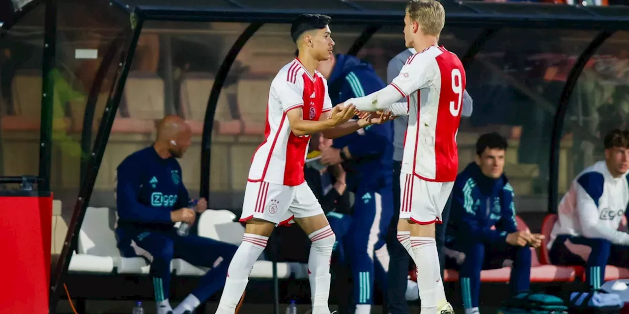 Ajax slaat volgende slag in jeugdopleiding: 'Hij maakt erg makkelijk doelpunten'