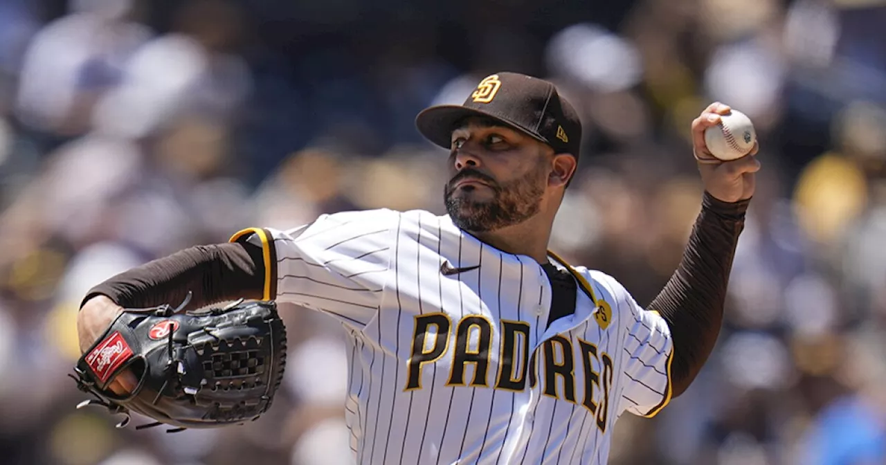 Pérez strikes out 8, Padres down Pirates 8-2 to sweep season series