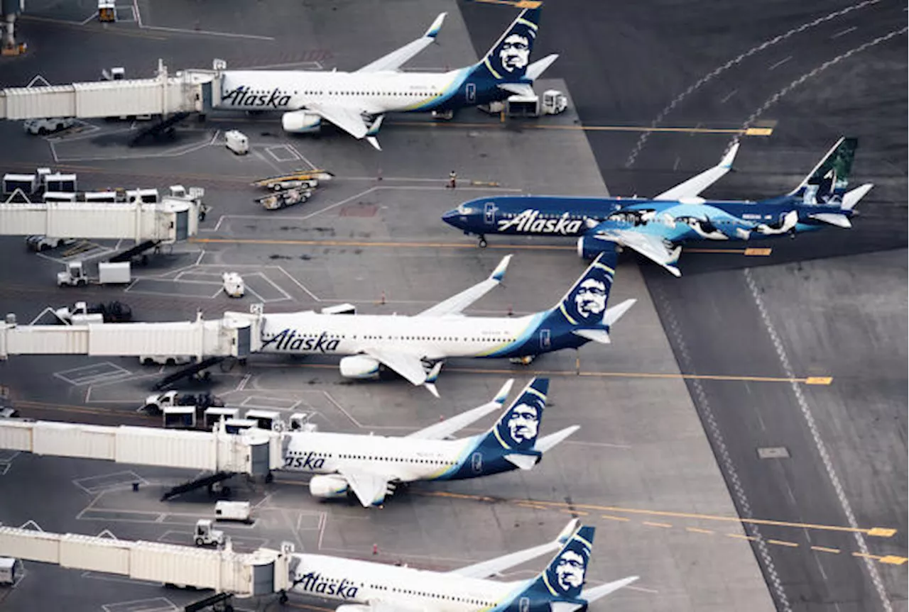 Flugbegleiter von Alaska Airlines lehnen vorläufigen Tarifvertrag ab