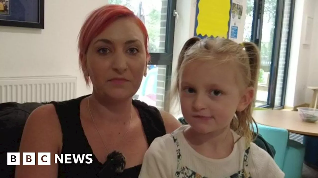 Parents of children with facial palsy praise Oxford hospital