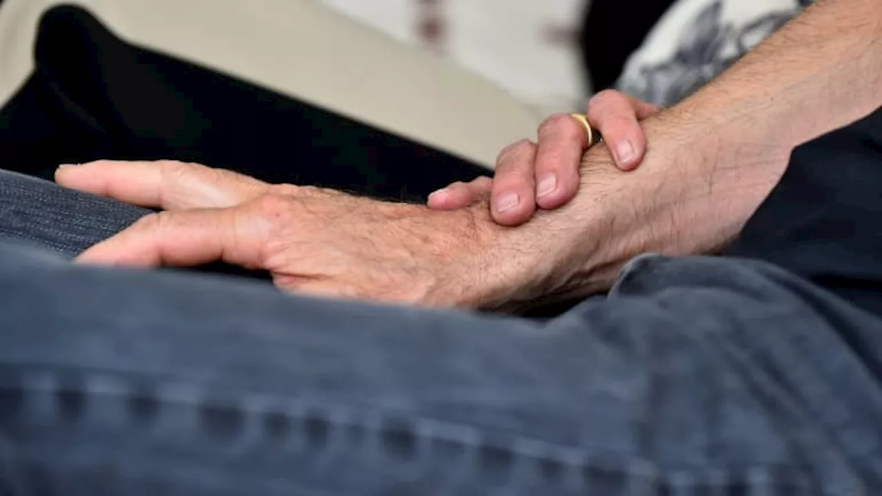 Grenoble: deux personnes soupçonnées d'avoir tenté d'aider une nonagénaire à mourir en garde à vue