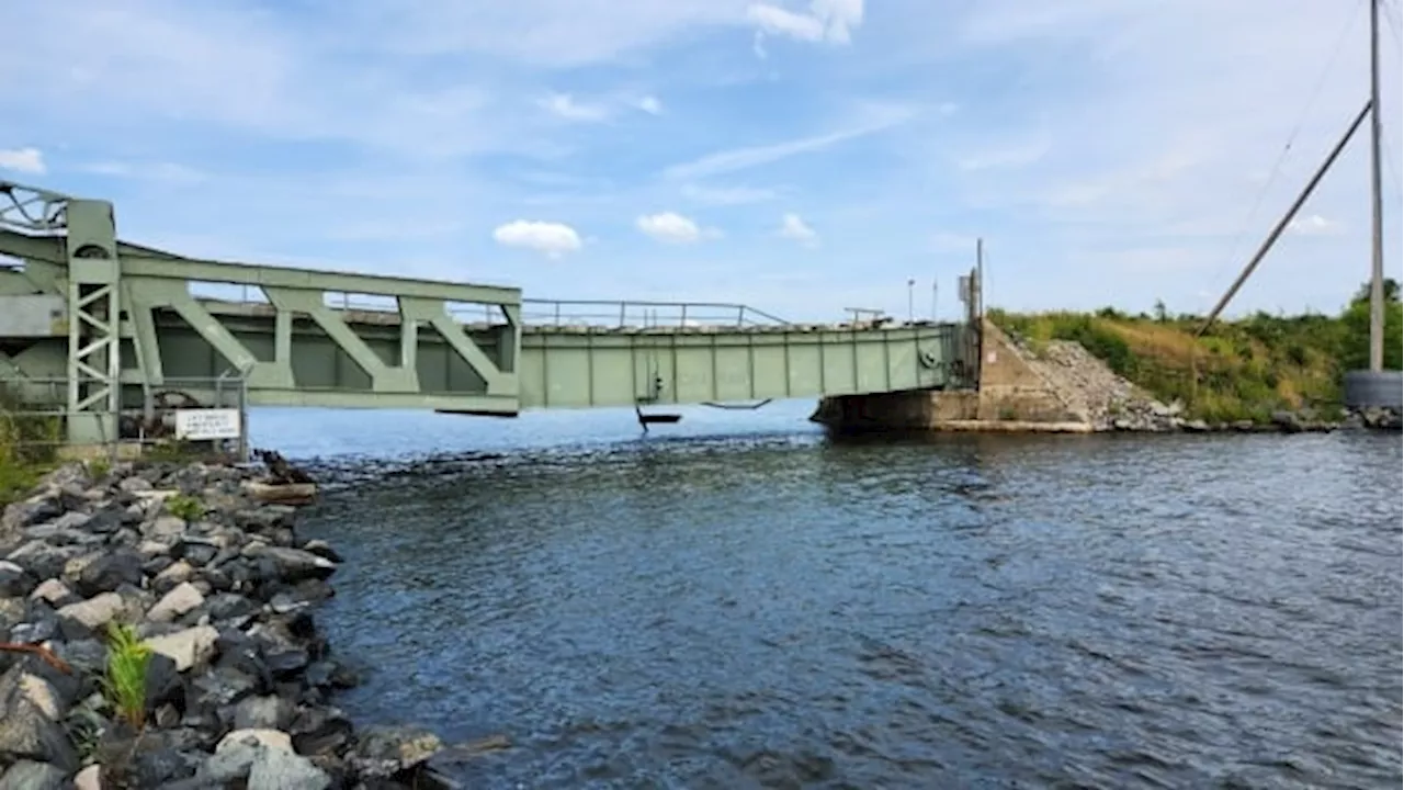 Repairs and cleanup underway after bridge collapse near Fort Frances, Ont. CN says