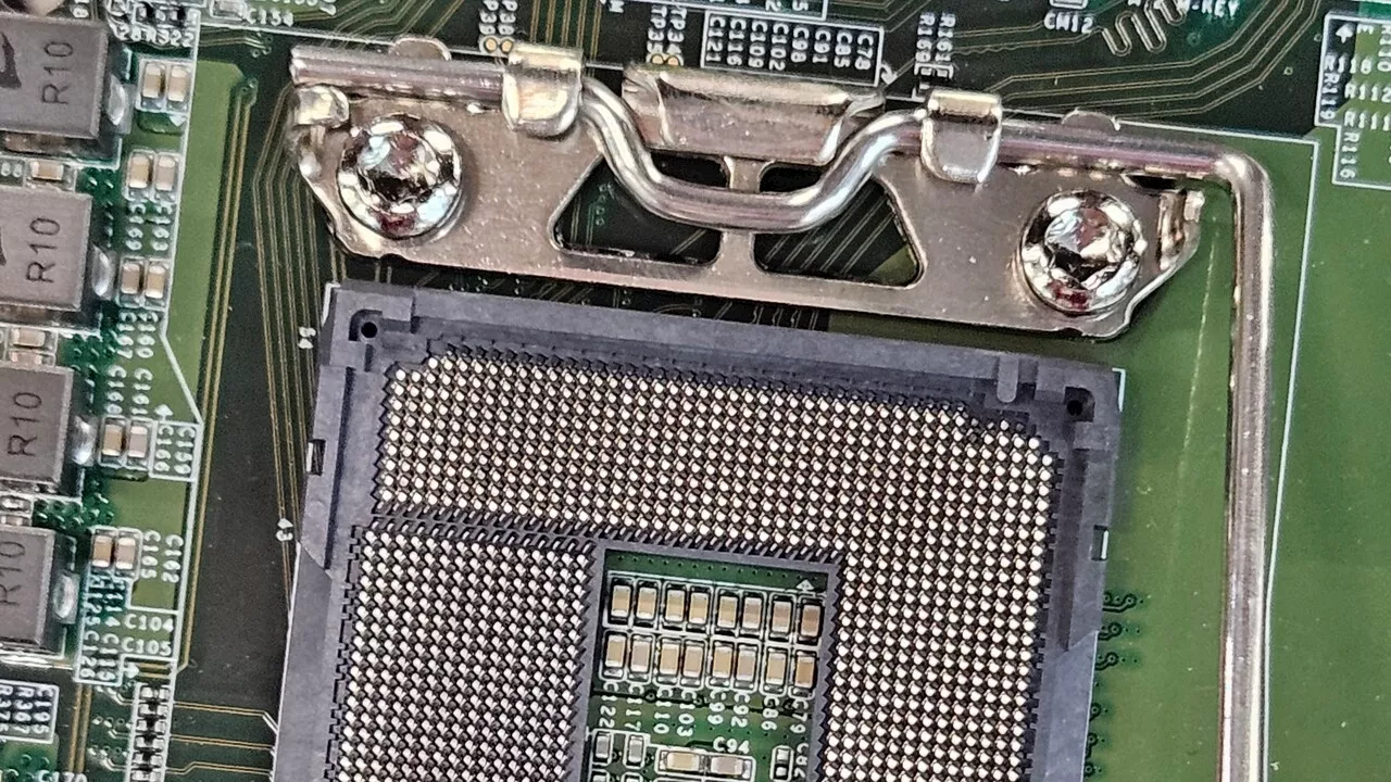 Intel Arrow Lake im Geekbench: Core Ultra 7 265KF und Core Ultra 5 245K mit ersten Benchmarks