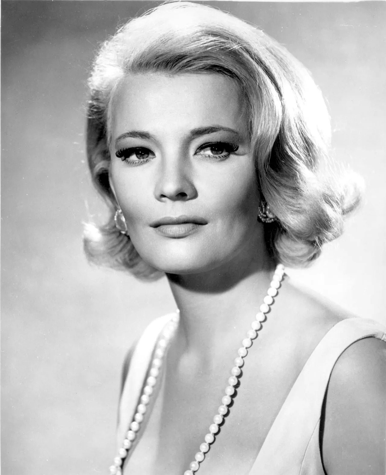 Muere Gena Rowlands, diva del cine independiente y musa de John Cassavetes