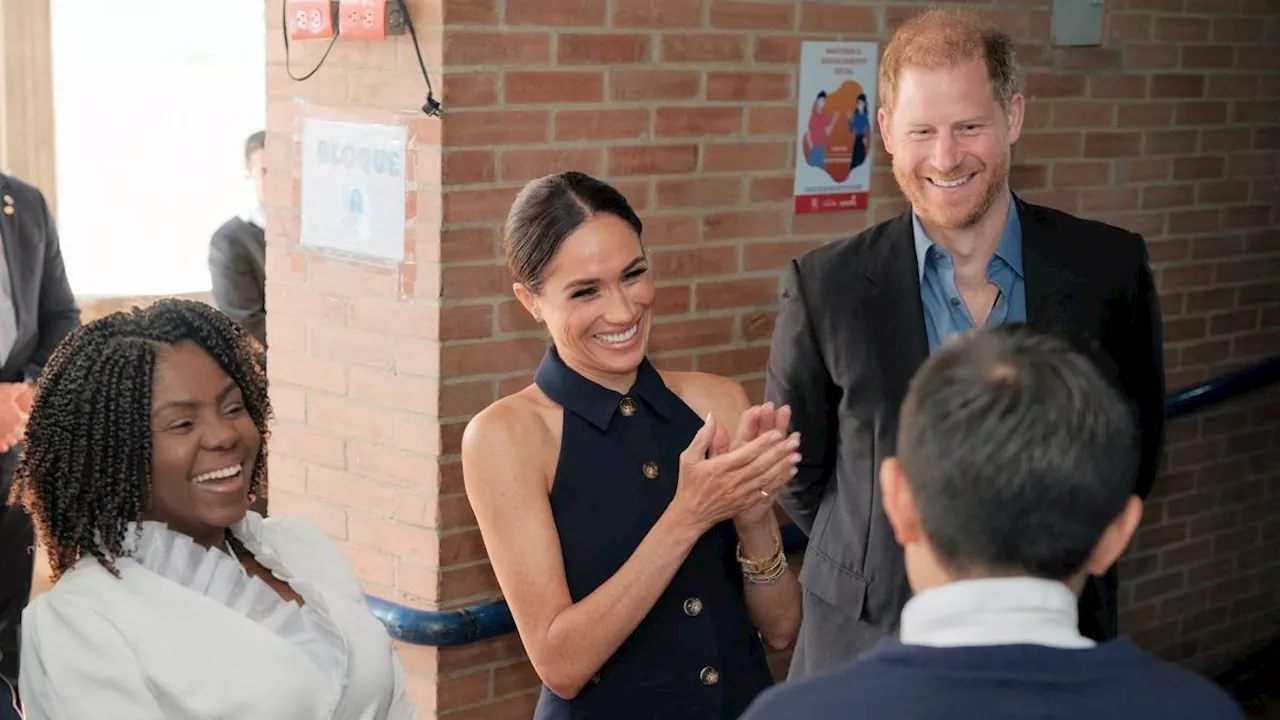 Estas son las primeras fotos del Príncipe Harry y Meghan Markle en Colombia: ya comieron pandebono