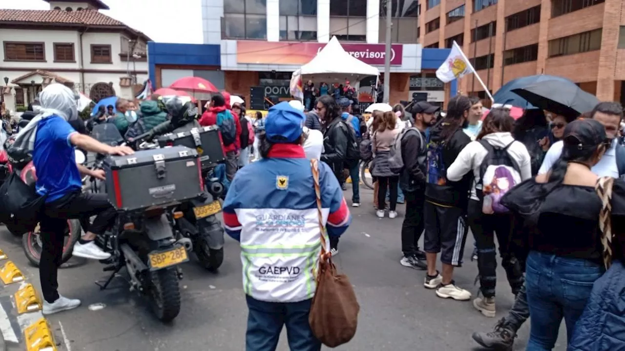 Movilidad en Bogotá: manifestaciones en la localidad de Chapinero generan desvíos en Transmilenio