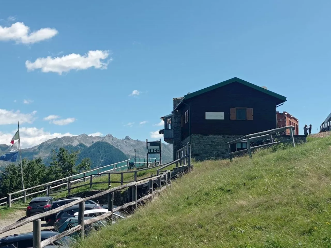 Paura in Valtellina: esplosione in un rifugio durante il pranzo di Ferragosto