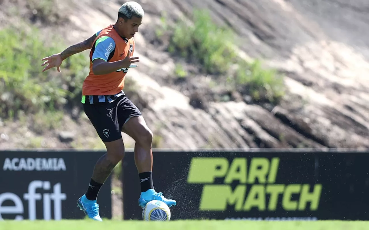 Matheus Martins celebra resultado do Botafogo em casa: 'Vantagem boa'