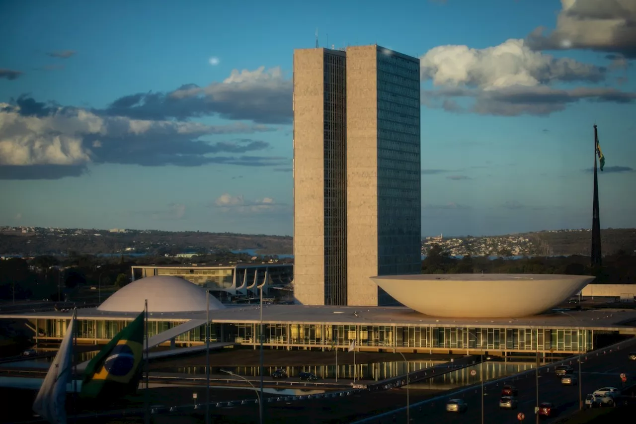 Câmara e Senado recorrem ao STF contra decisão que suspendeu emendas parlamentares impositivas