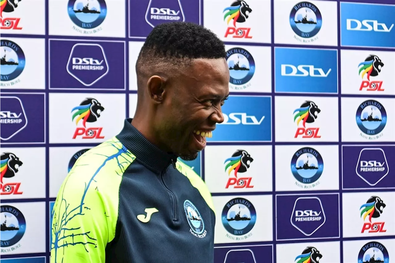 OFFICIAL: Vilakazi resurfaces at rival club!