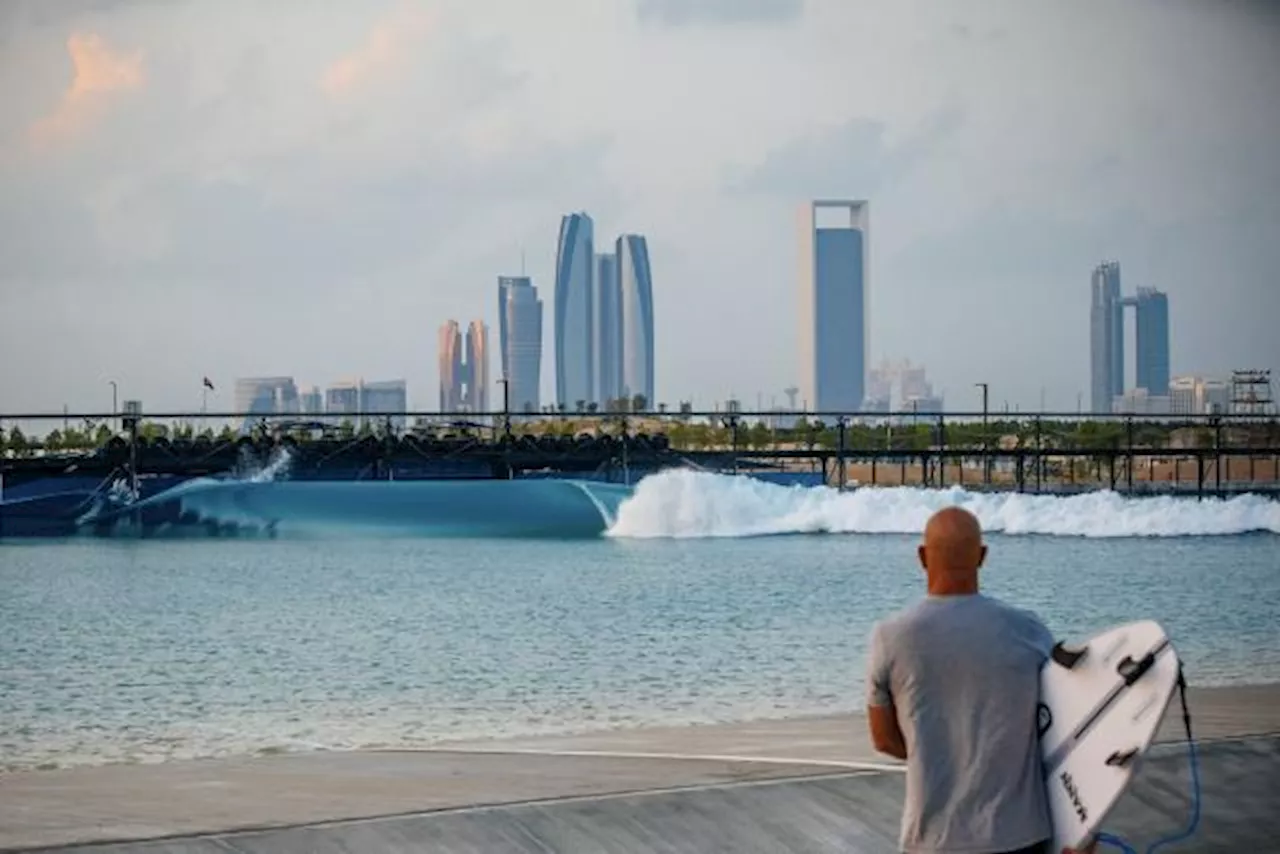 Le circuit professionnel de surf passera par Abu Dhabi en 2025