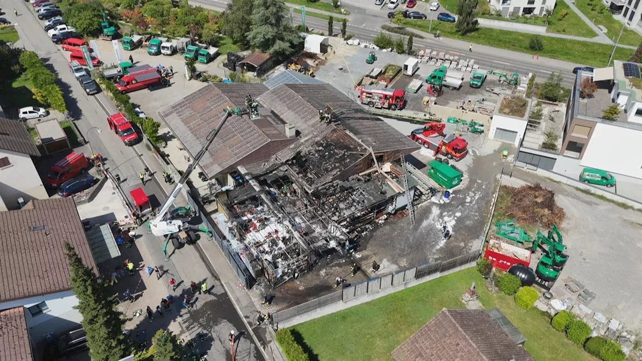 Rauchsäule über dem Hallwilersee: Gärtnerei nach Feuer teilweise abgebrannt