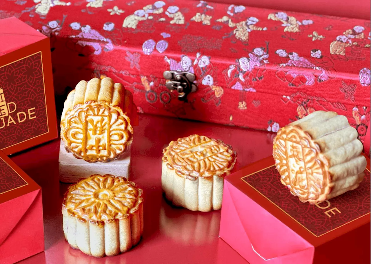 Celebrate Mid-Autumn Festival with The Manila Hotel’s exclusive mooncake offers