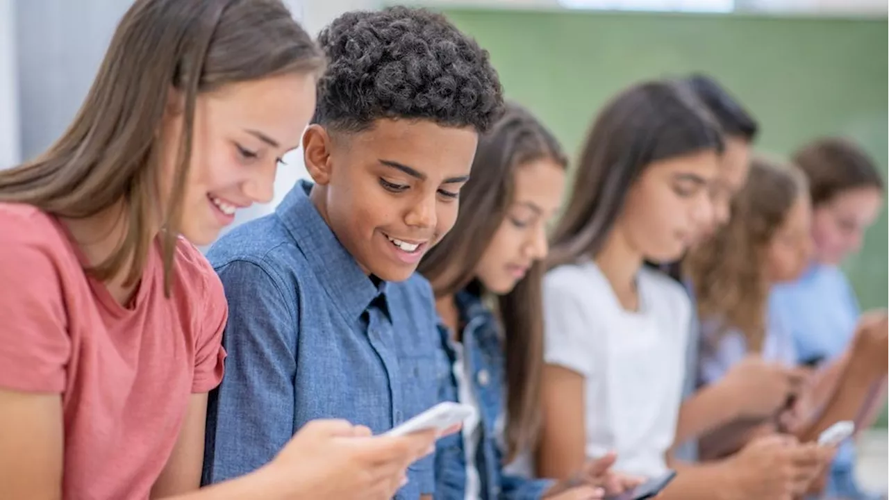 POLL: Should students be allowed to have smart phones at school?