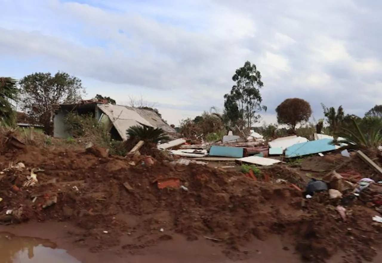 Rio Grande do Sul: Lula faz primeiras entregas do Minha Casa, Minha Vida após enchentes